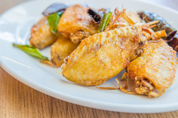 Fried chicken wings