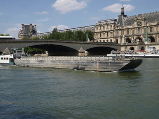 Museo del Louvre en Par&iacute;s
