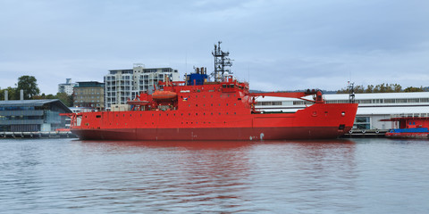 Fototapeta premium Icebreaker Red Hobart