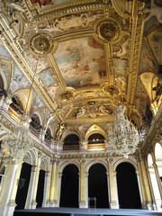 Interior del Ayuntamiento de París