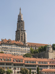 Obraz premium Bern, Altstadt, Kirche, Münster, Baustelle, Sommer, Schweiz