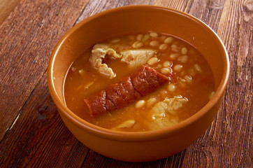 Fabada asturiana,
