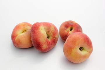4 pêches