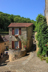 Fototapeta na wymiar Une rue à Beynac.(Dordogne)