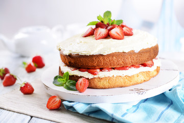 Delicious biscuit cake with strawberries