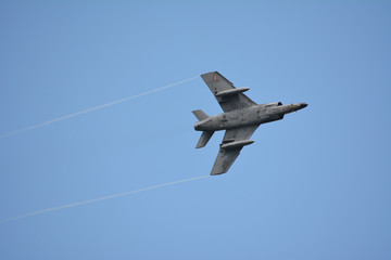 avion armée 12