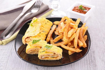 omelet and french fries