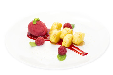 grilled pineapple with caramel sauce and sorbet