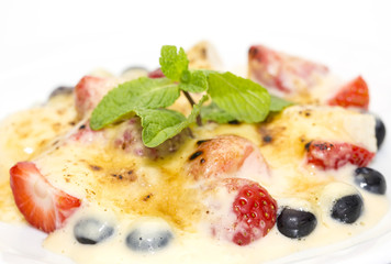cream sauce on a white background in the restaurant