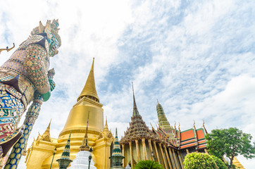 Fototapeta premium Wat Phra Kaew,Bangkok, Thailand