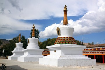 Fototapeta premium Tibetan stupas