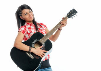 Mädchen spielt Gitarre