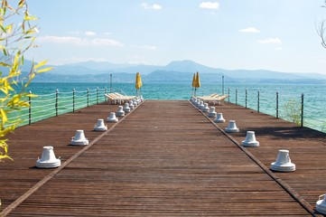 Obraz premium Garda's Lake Pier