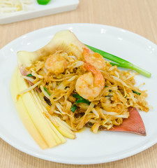 Pad thai
