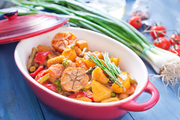 baked meat with vegetables