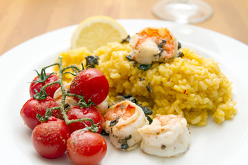 Paella with scrimps