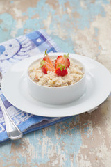 Outmeal porridge with strawberry c