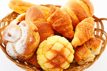 おいしそうなパンの盛り合わせ