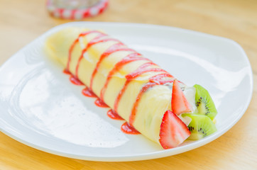 Fruit crepe cake
