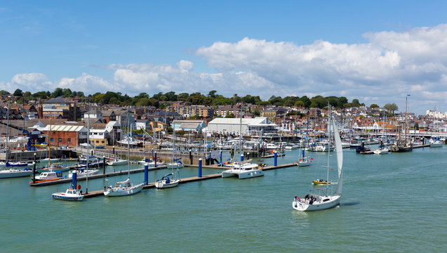Fototapeta Boats in Cowes harbour Isle of Wight