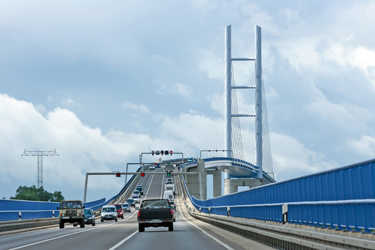 R&uuml;gendamm / R&uuml;genbr&uuml;cke