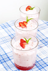 healthy strawberry mousse