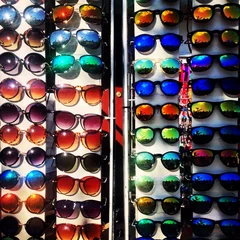 Fotobehang sunglasses © Andrew