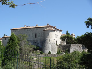 chateau_gourdon