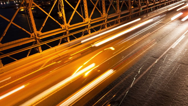 Brooklyn bridge car traffic light timelapse - New York - USA