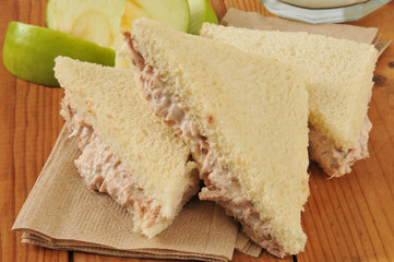 Tuna sandwich with the crust removed