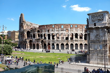 Fototapeta na wymiar Colisée. Colosseo. Coliseum. Coliseo. Roma. Rome. Italie. Italia. Italy