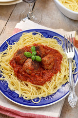 Beef meatballs with tomato sauce and pasta