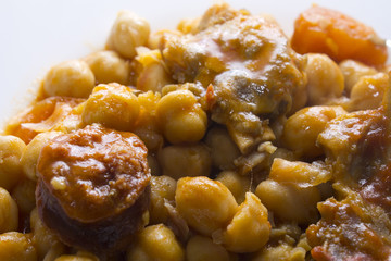 chickpeas with tomatoes