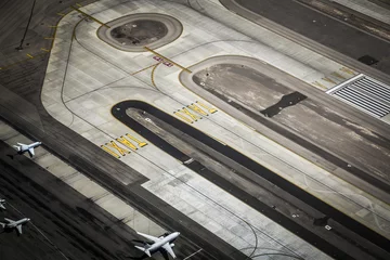 Schilderijen op glas Luchthaven en landingsbaan van bovenaf, Las Vegas, VS © seventysix