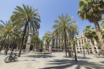 Tourist on Plaza Real in Barcelona, Spain