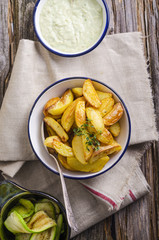 Gebackene Kartoffelecken