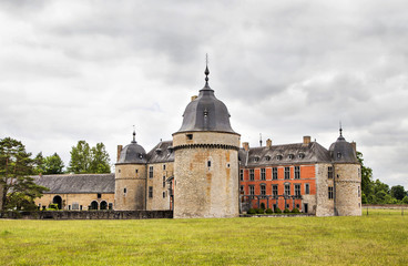 Fototapeta na wymiar Castle Lavaux-Sainte-Anne