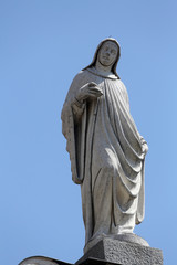 Fototapeta premium Statue of saint, church of St John the Evangelist. Parma. Italy