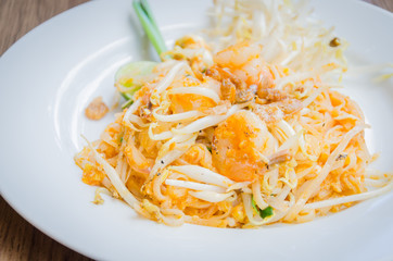 Pad thai
