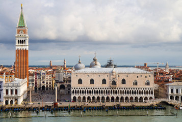 Fototapeta na wymiar Panoramic view of famous Venice