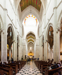 Obraz premium Inside view of Almudena Cathedral