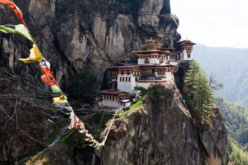 Deurstickers Taktshang Goemba, Tiger& 39 s Nest-klooster in Bhutan © jeeweevh