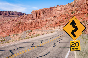 S-Curves Sign
