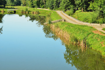 Фрагмент озера в парке © ais60