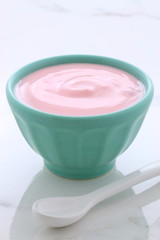 Berries french style yogurt
