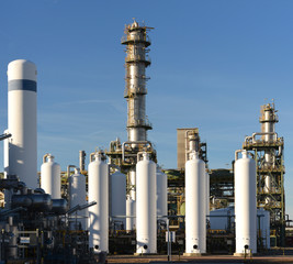 Raffinerie - Chemiewerk // Refinery - chemical plant