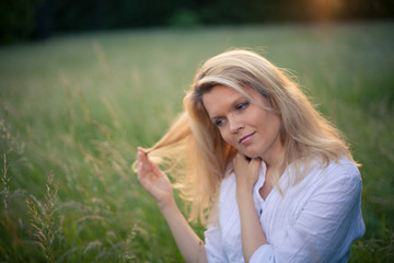 Naklejka premium Blond Woman