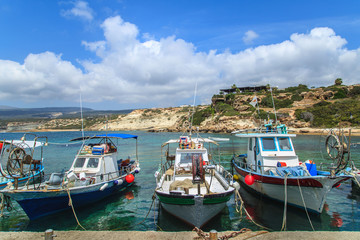 Obraz premium Fishing boats in a port in Pafos, Cyprus