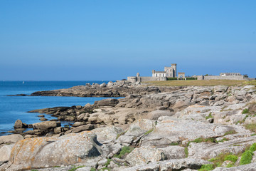 Fototapeta na wymiar Le chateau de la Pointe de Trévignon à Trégunc - Finistère 