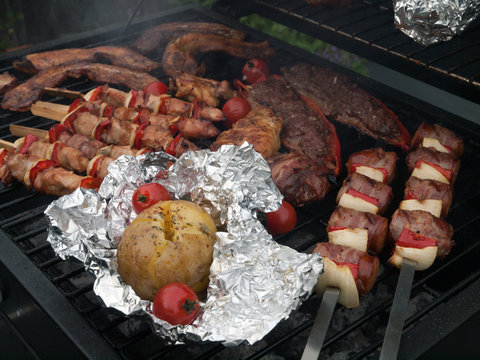 Grilled food on braai